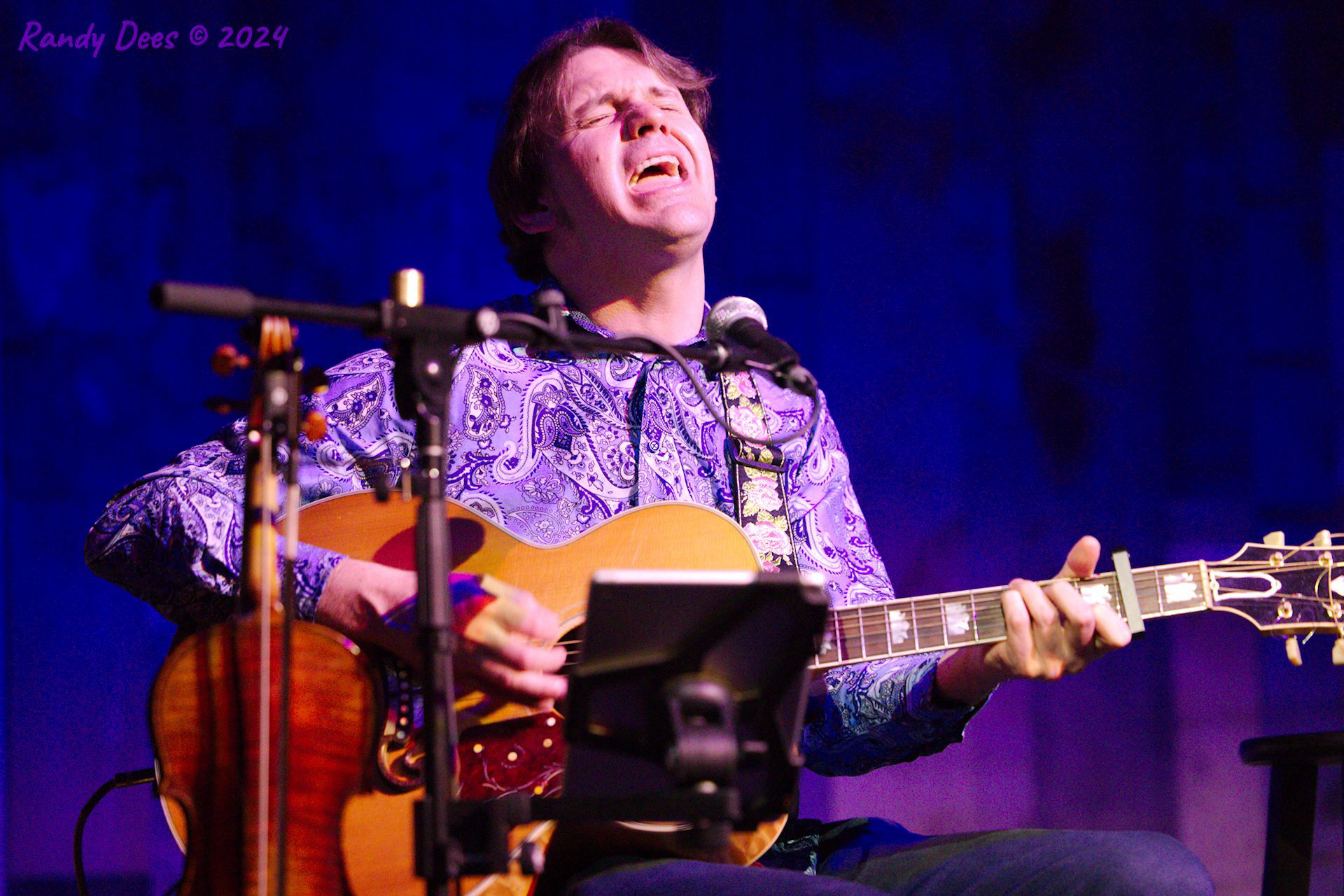 Eliza Gilkyson at the 04 Center