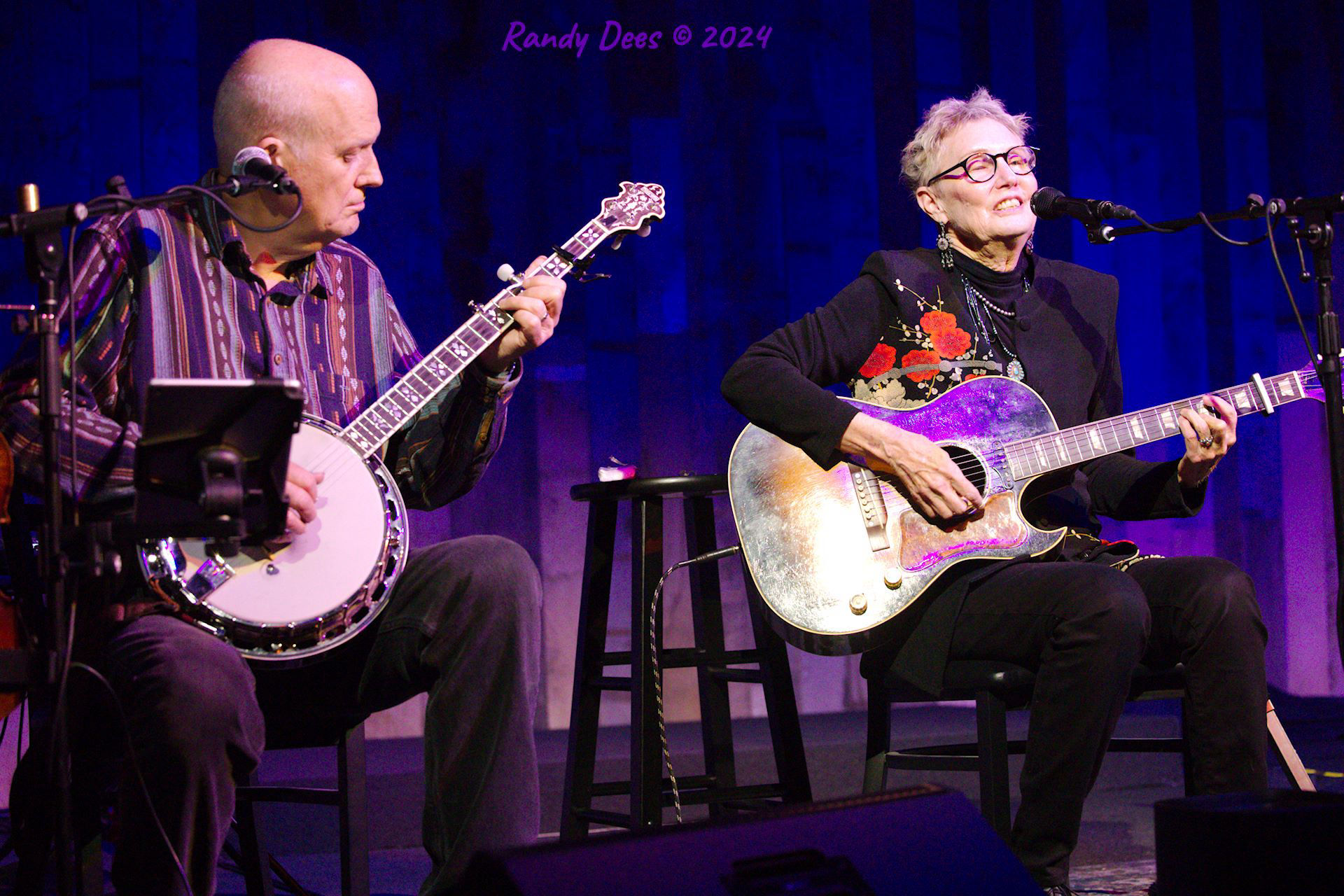 Eliza Gilkyson at the 04 Center