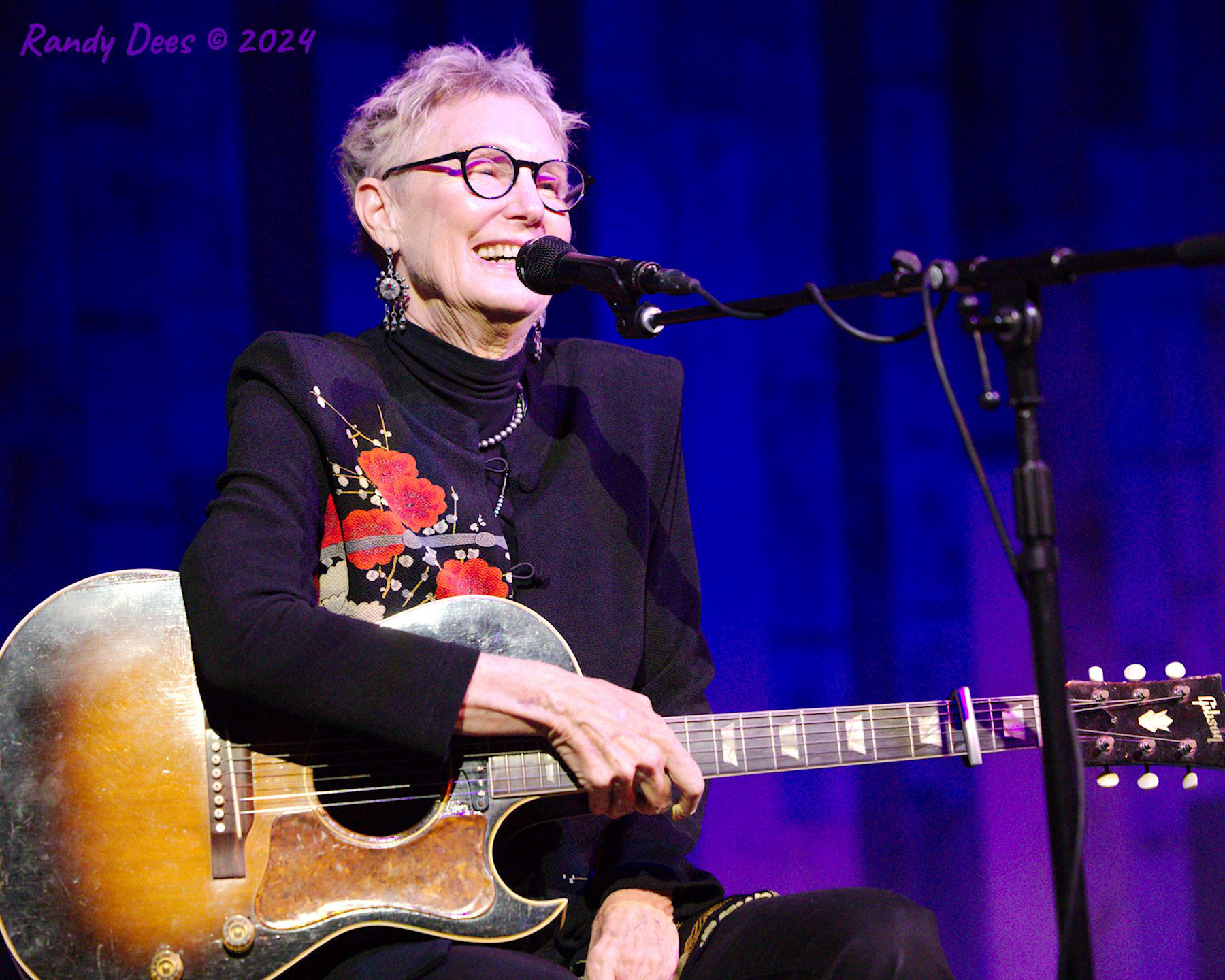 Eliza Gilkyson at the 04 Center