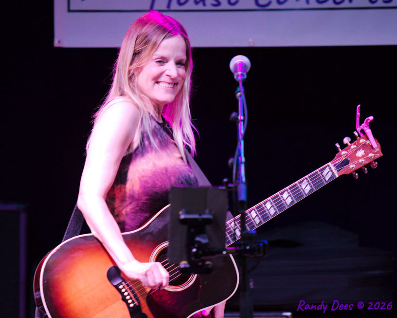 Barbara Nesbitt at Cantina Sound House Concerts